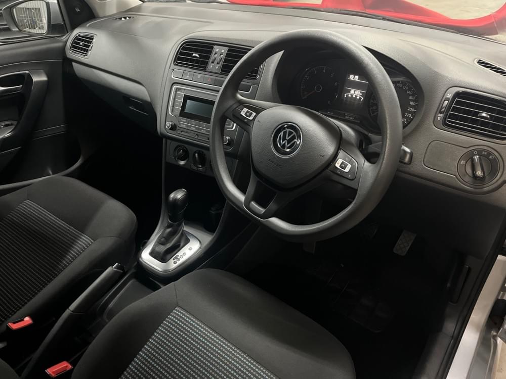 Volkswagen Polo Vivo Hatch 1.6 Comfortline Tiptronic