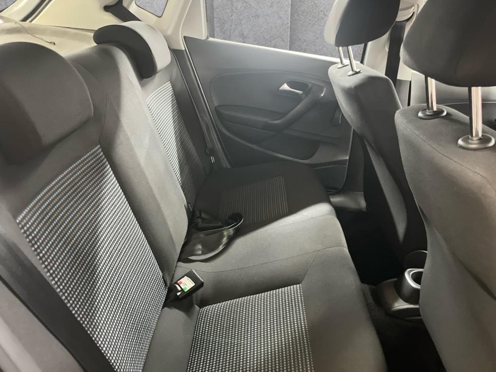 Volkswagen Polo Vivo Hatch 1.6 Comfortline Tiptronic