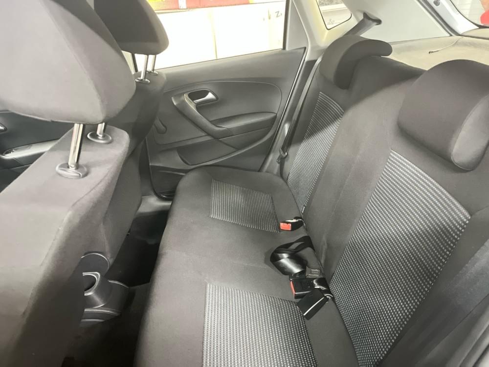 Volkswagen Polo Vivo Hatch 1.6 Comfortline Tiptronic