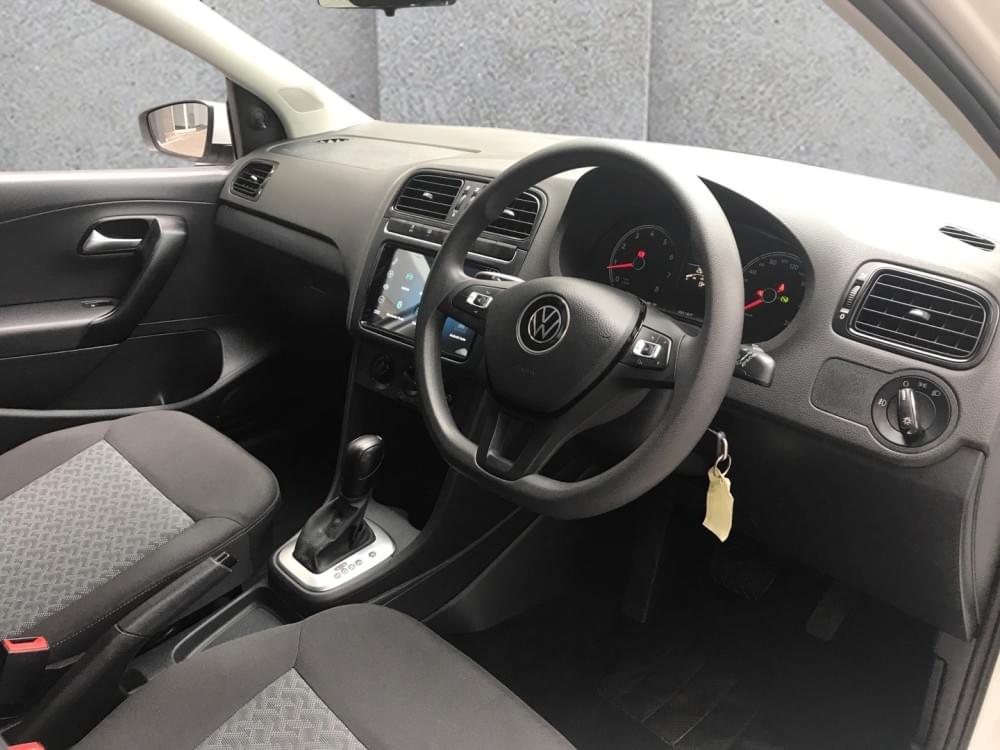 Volkswagen Polo Vivo Hatch 1.6 Life Tipt