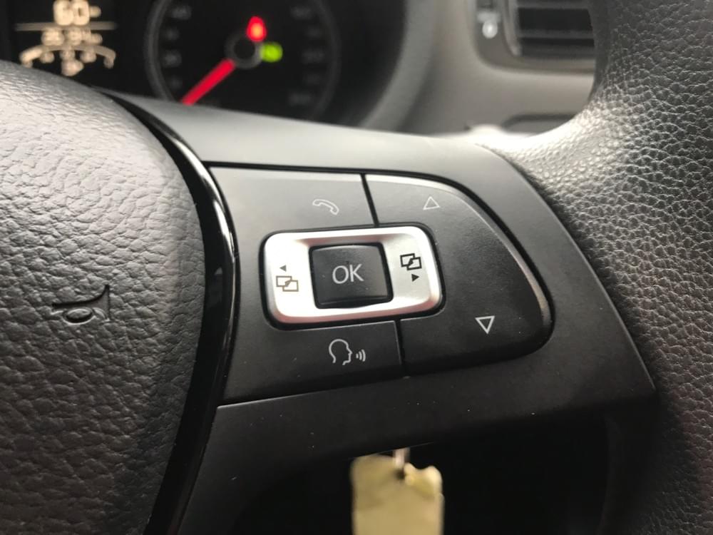 Volkswagen Polo Vivo Hatch 1.6 Life Tipt