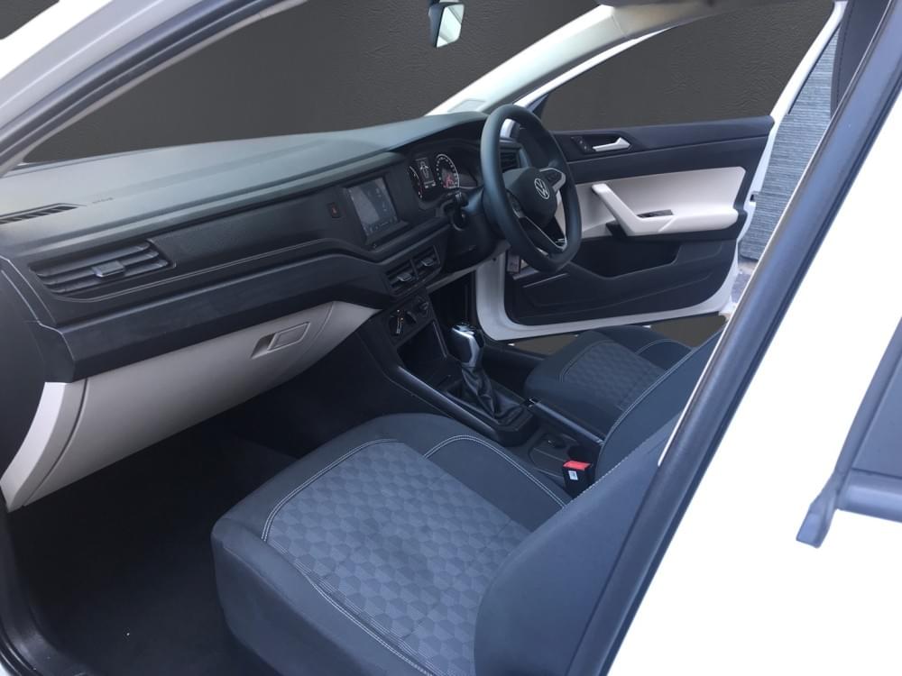 Volkswagen Polo Vivo Hatch 1.6 Life Tipt