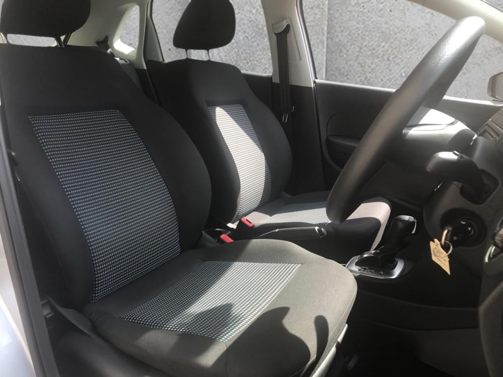 Volkswagen Polo Vivo Hatch 1.6 Comfortline Tiptronic