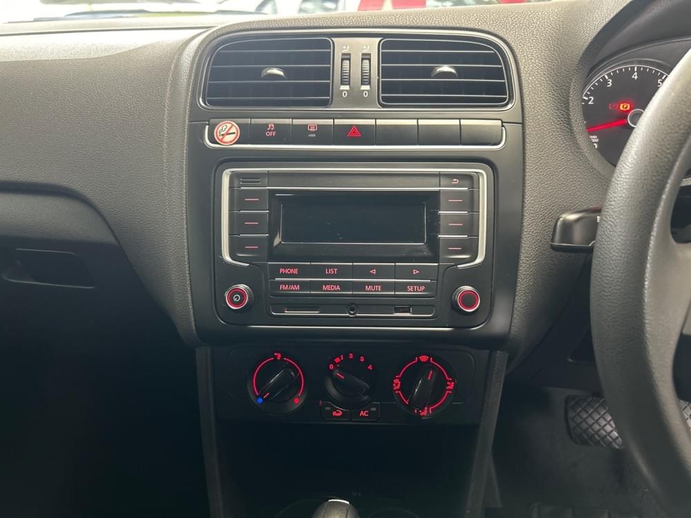 Volkswagen Polo Vivo Hatch 1.6 Comfortline Tiptronic