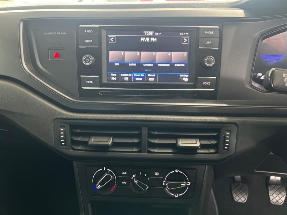 Volkswagen Polo Hatch 1.0 Tsi