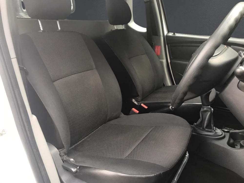 Nissan Np200 1.6 8V Ac Safety Pack