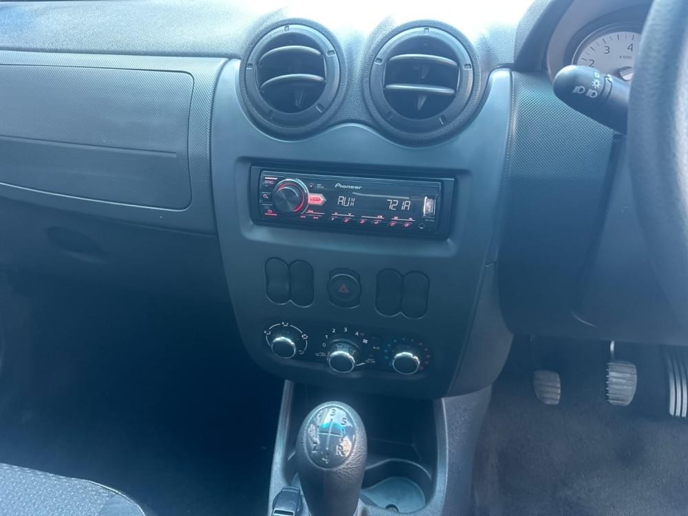 Nissan Np200 1.6 8V Ac Safety Pack