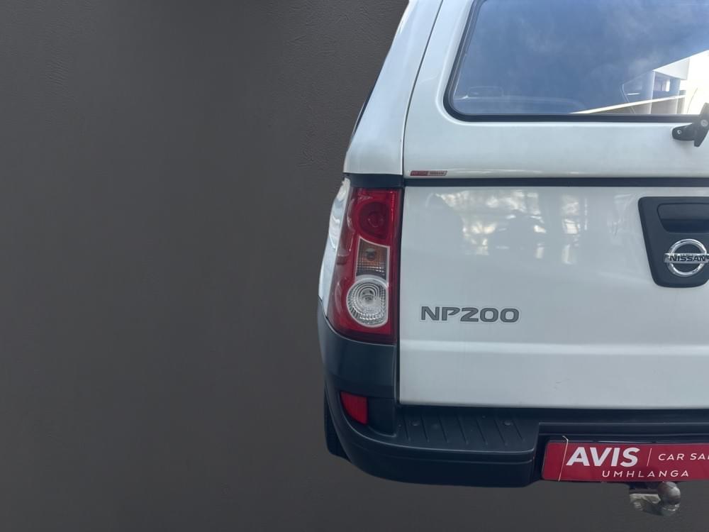 Nissan Np200 1.6 8V Ac Safety Pack