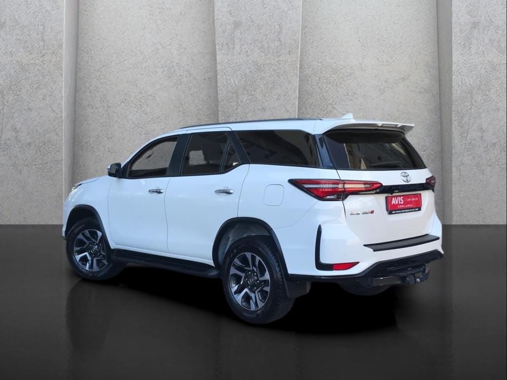 Toyota Fortuner 2.4 Gd-6 Rb 6At