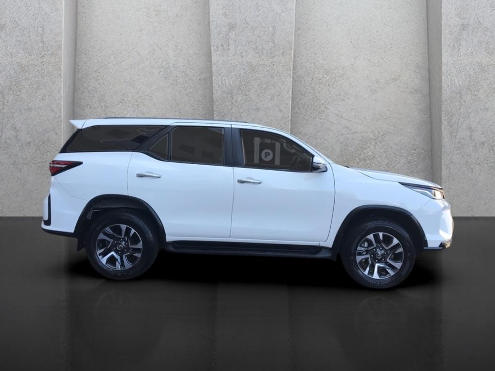 Toyota Fortuner 2.4 Gd-6 Rb 6At