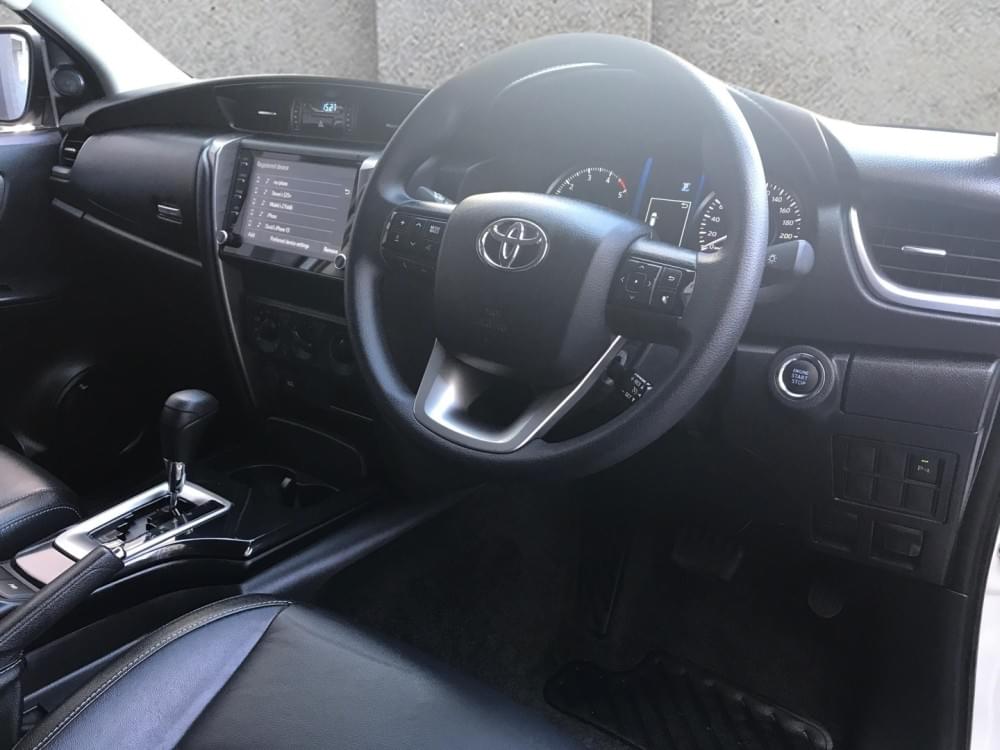 Toyota Fortuner 2.4 Gd-6 Rb 6At