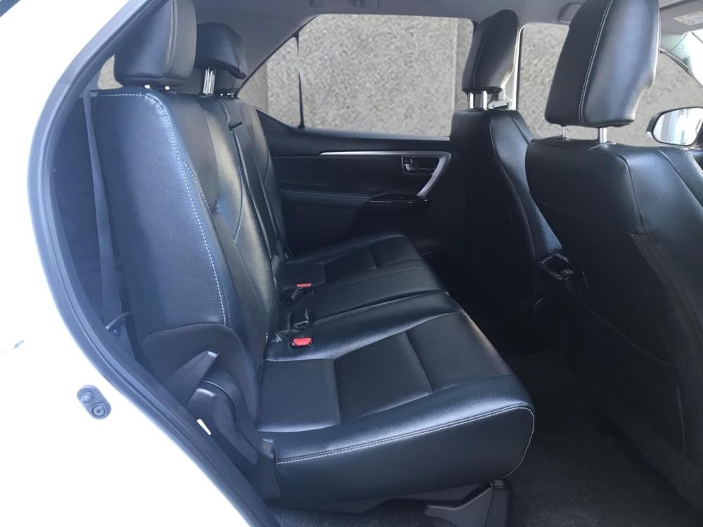 Toyota Fortuner 2.4 Gd-6 Rb 6At