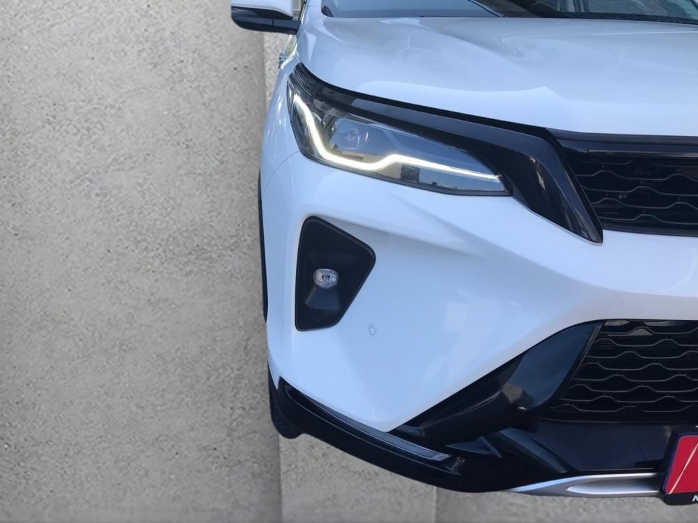 Toyota Fortuner 2.4 Gd-6 Rb 6At