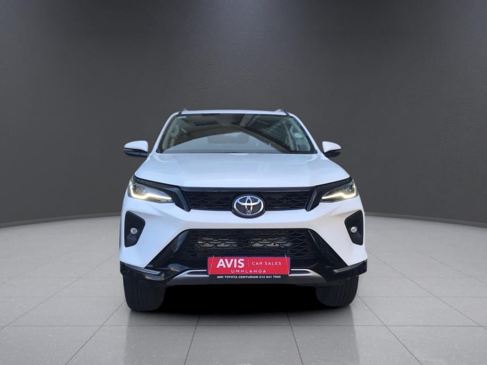 Toyota Fortuner 2.4 Gd-6 Rb At