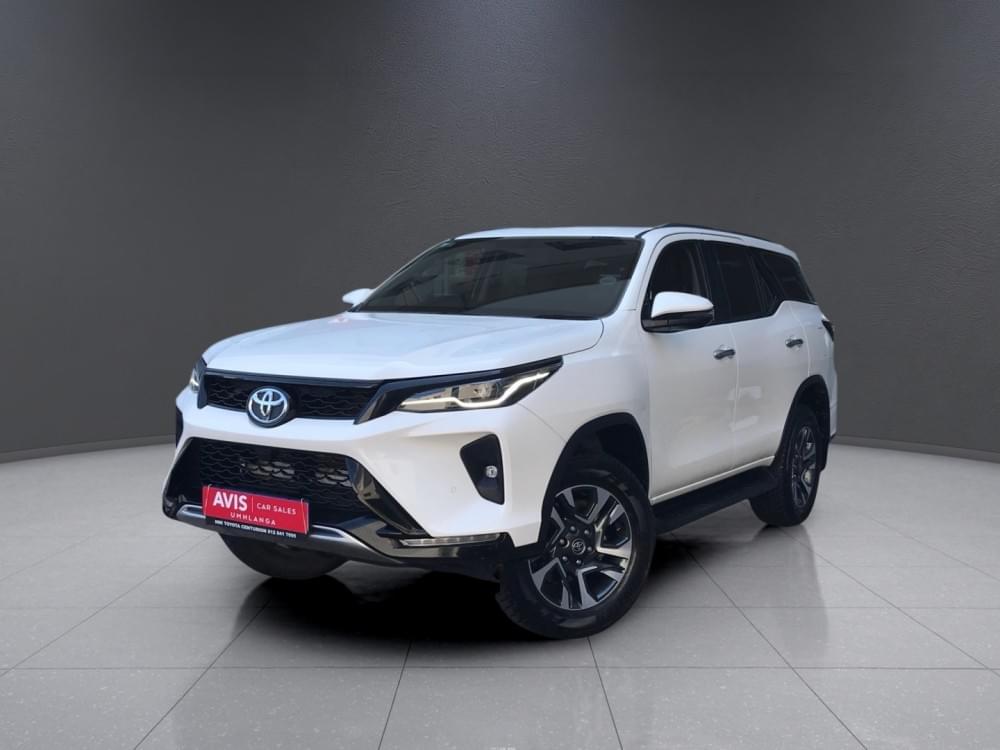 Toyota Fortuner 2.4 Gd-6 Rb At