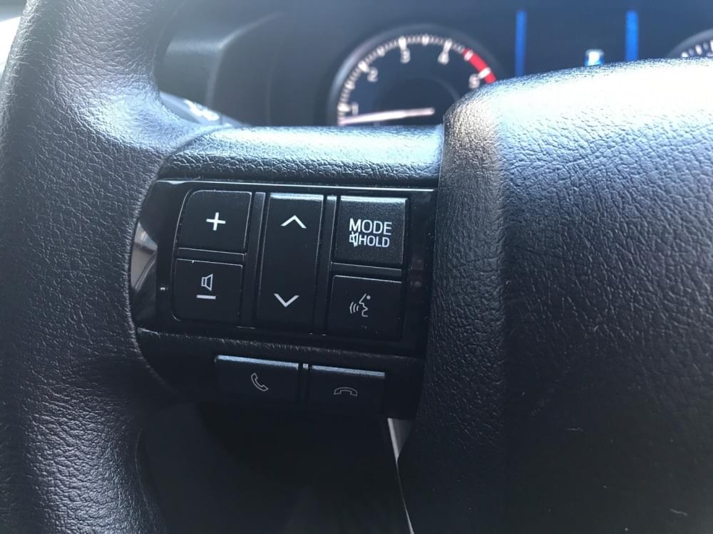 Toyota Fortuner 2.4 Gd-6 Rb At