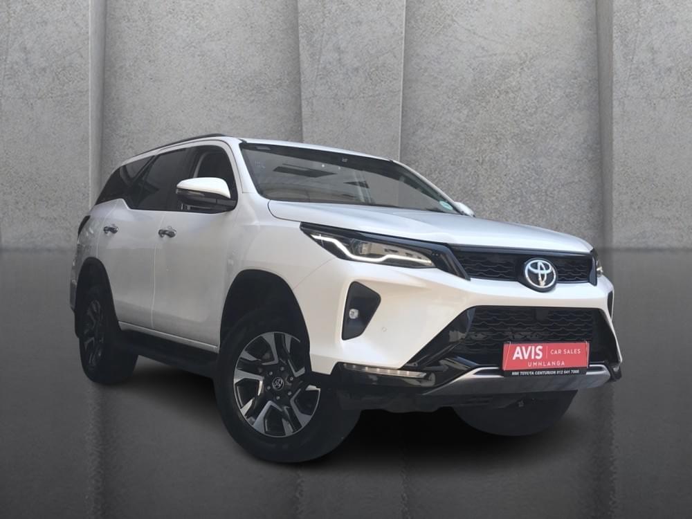 Toyota Fortuner 2.4 Gd-6 Rb At