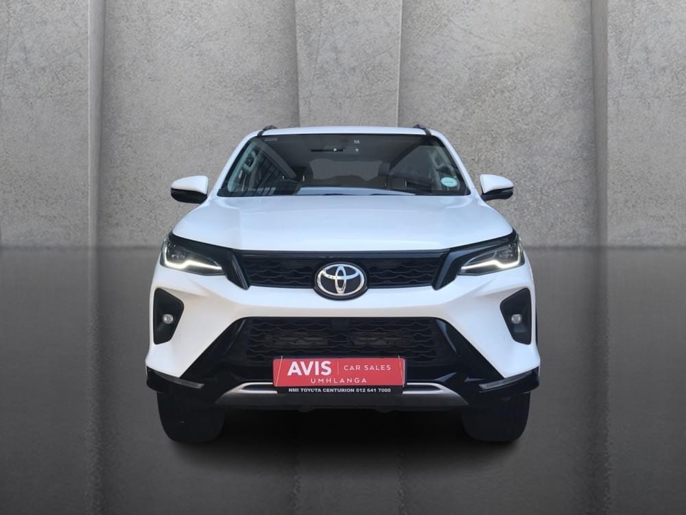 Toyota Fortuner 2.4 Gd-6 Rb At