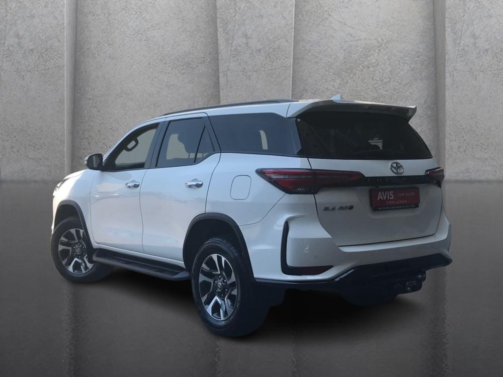 Toyota Fortuner 2.4 Gd-6 Rb At