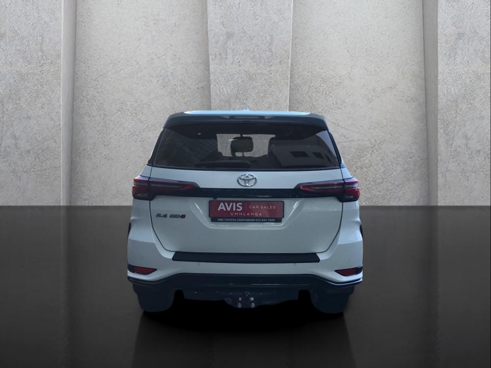 Toyota Fortuner 2.4 Gd-6 Rb 6At