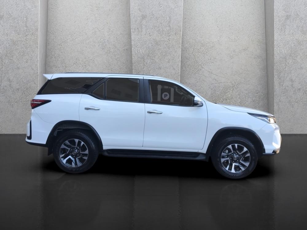 Toyota Fortuner 2.4 Gd-6 Rb 6At