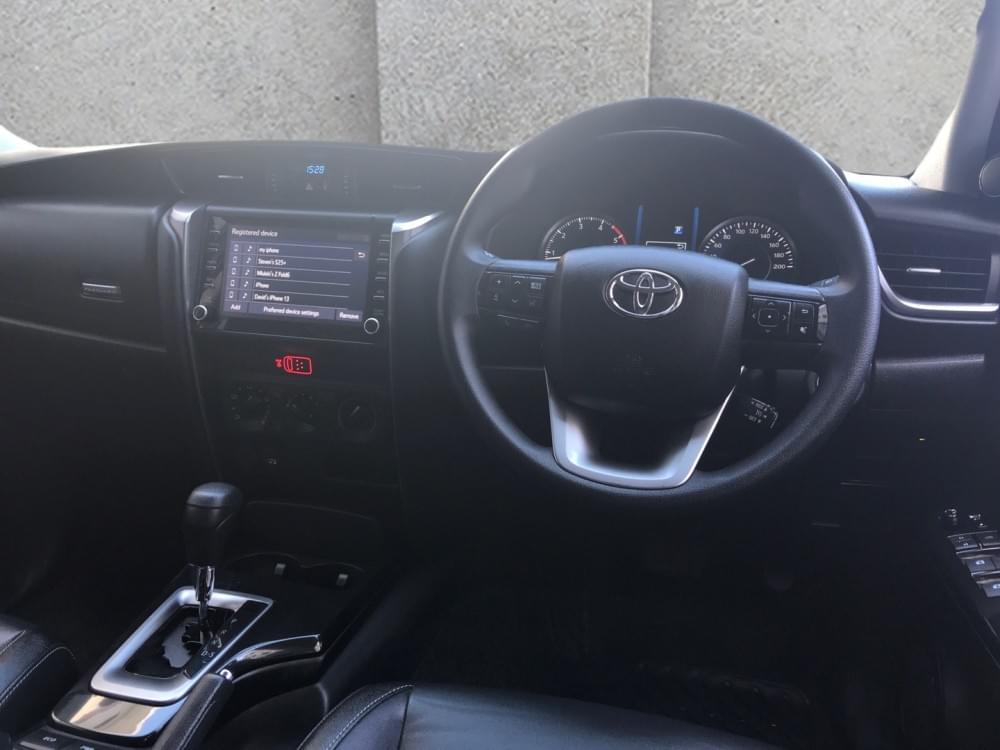 Toyota Fortuner 2.4 Gd-6 Rb 6At