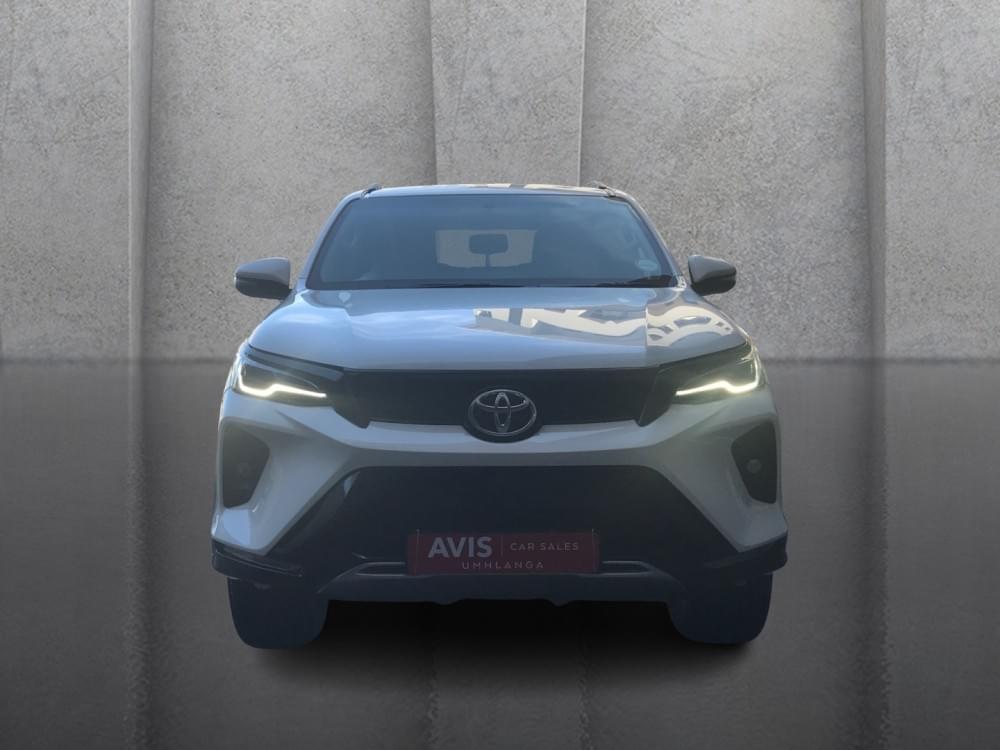 Toyota Fortuner 2.4 Gd-6 Rb At