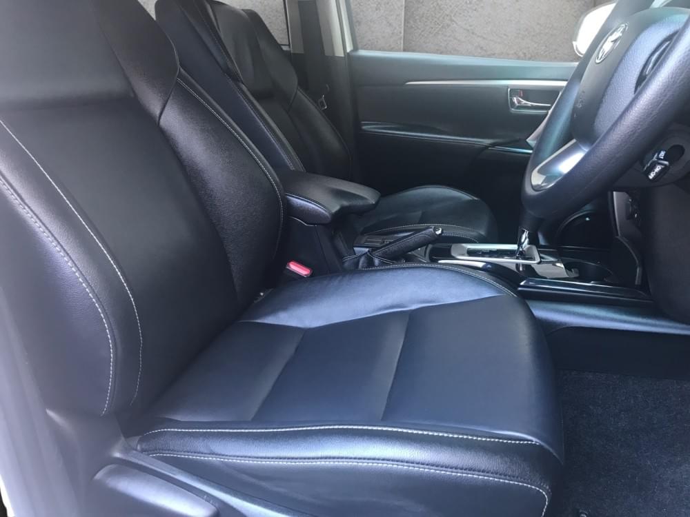 Toyota Fortuner 2.4 Gd-6 Rb At