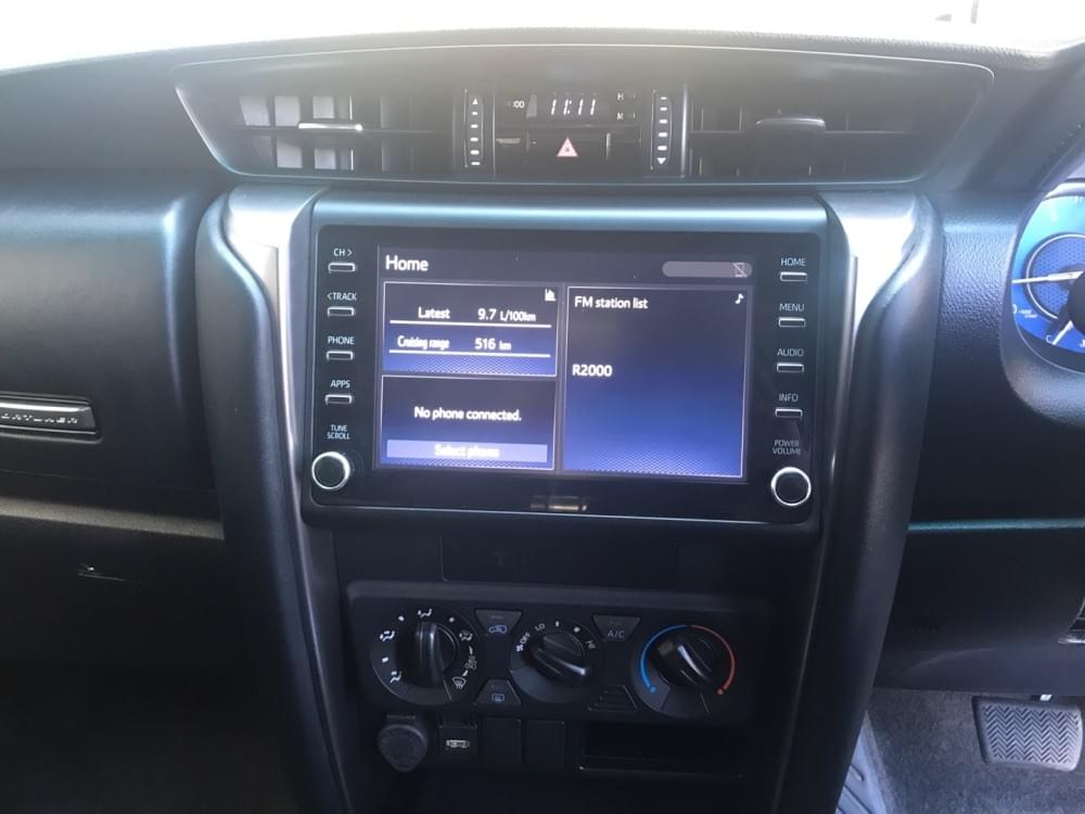 Toyota Fortuner 2.4 Gd-6 Rb At
