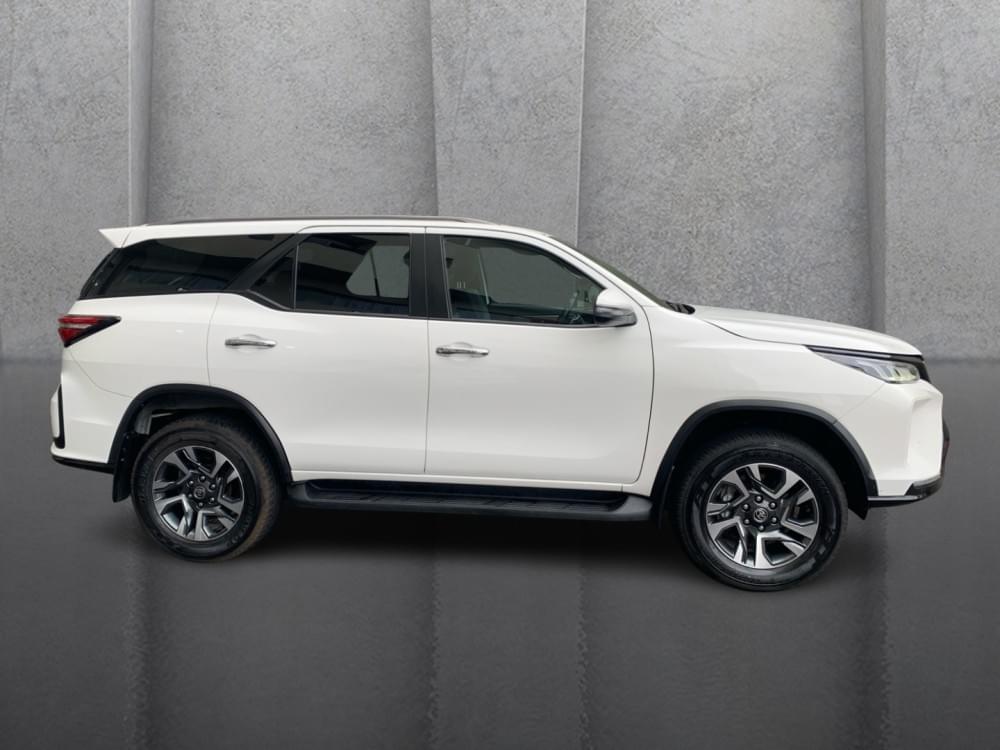 Toyota Fortuner 2.8 Gd-6 Rb At