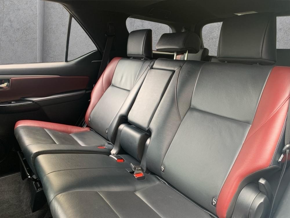 Toyota Fortuner 2.8 Gd-6 Rb At