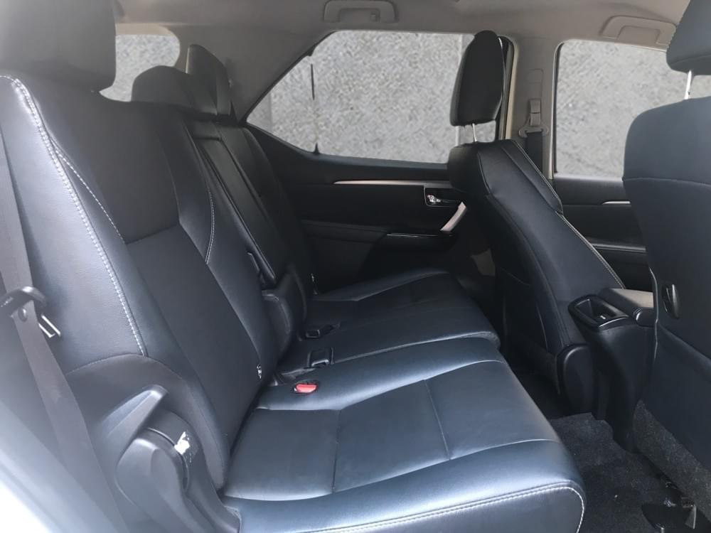 Toyota Fortuner 2.4 Gd-6 Rb At