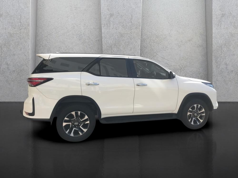 Toyota Fortuner 2.4 Gd-6 Rb 6At
