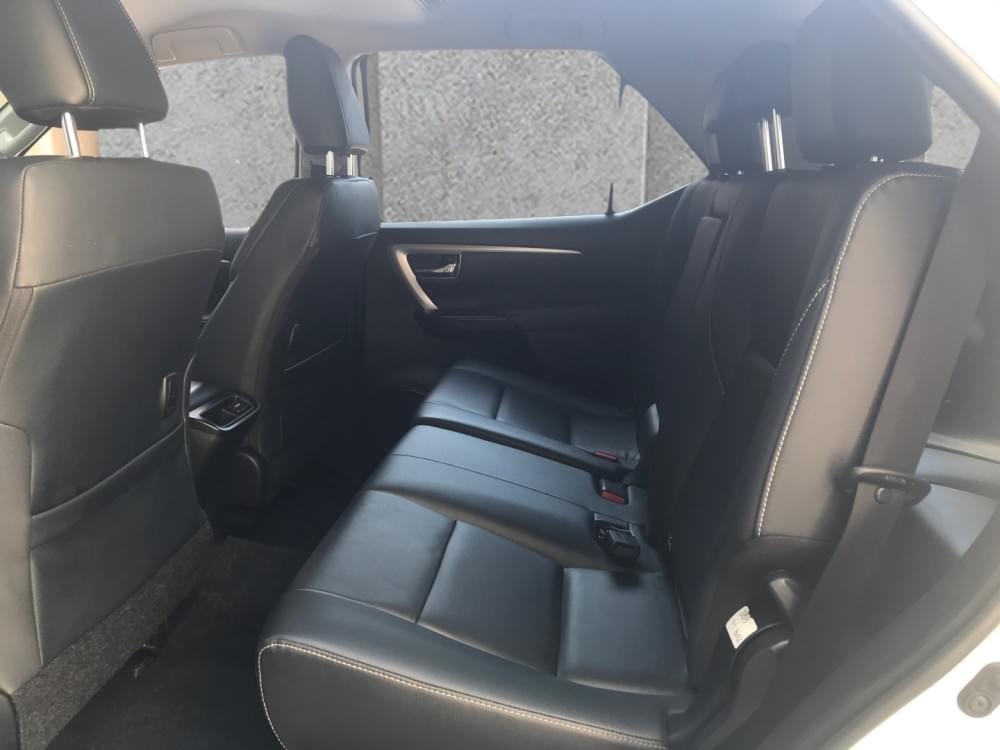 Toyota Fortuner 2.4 Gd-6 Rb 6At