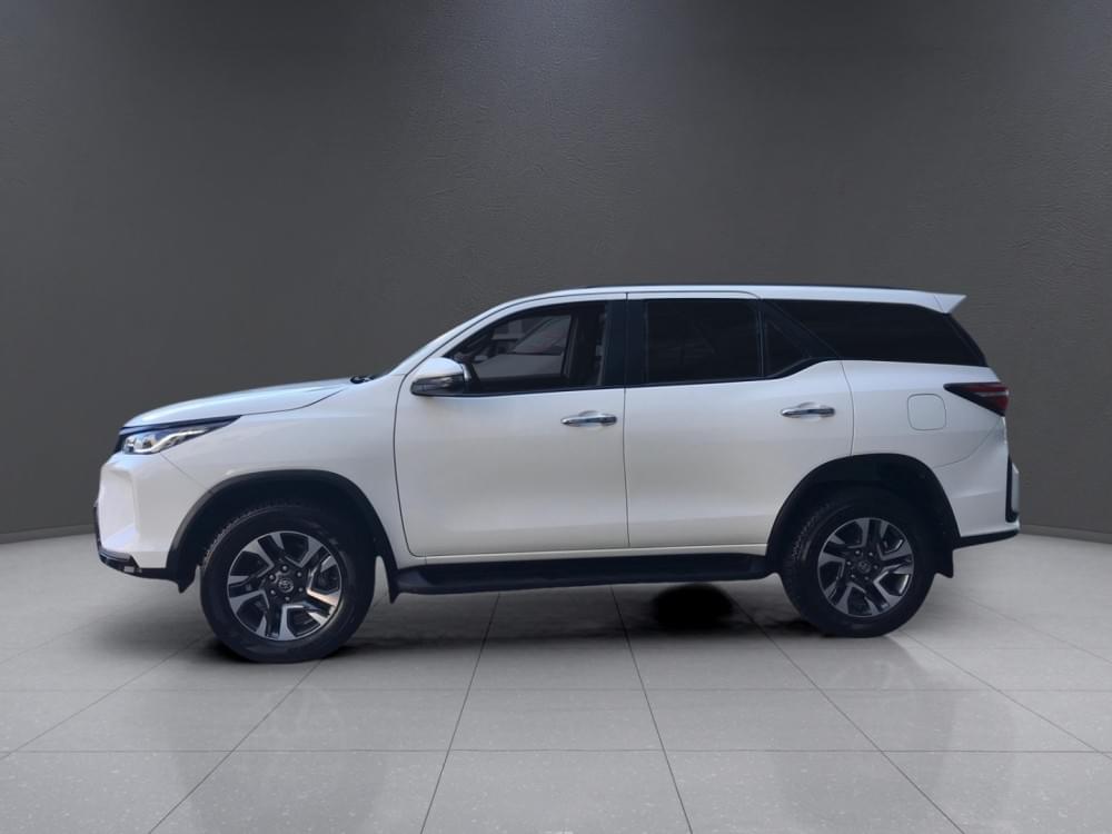Toyota Fortuner 2.4 Gd-6 Rb 6At