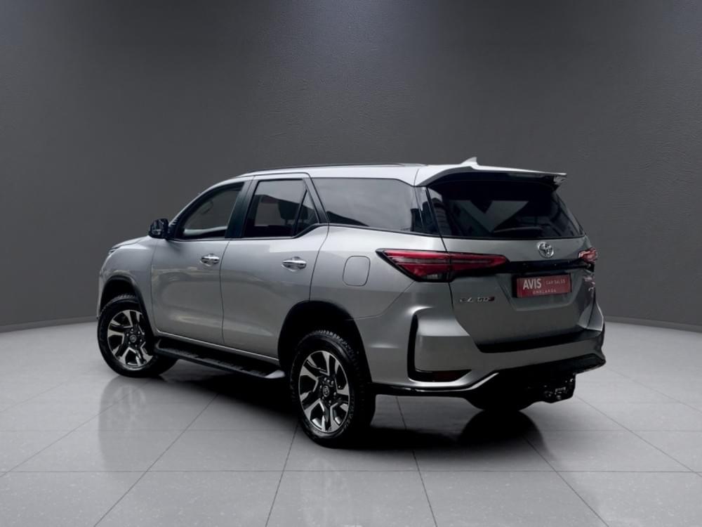 Toyota Fortuner 2.4 Gd-6 4X4 At