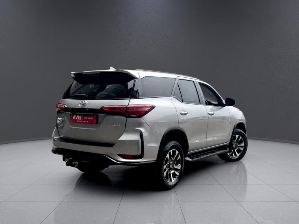 Toyota Fortuner 2.4 Gd-6 4X4 At