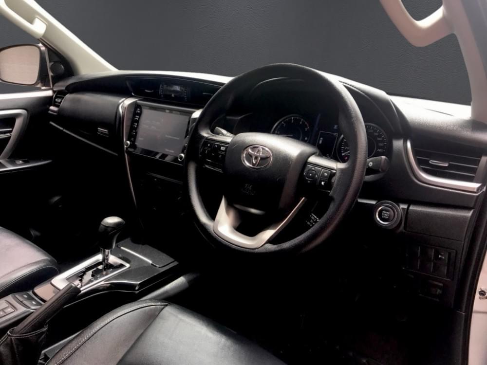 Toyota Fortuner 2.4 Gd-6 4X4 At