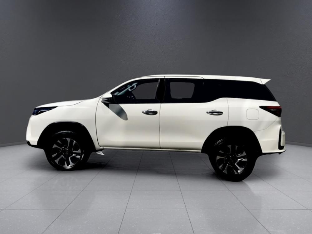 Toyota Fortuner 2.4 Gd-6 4X4 6At