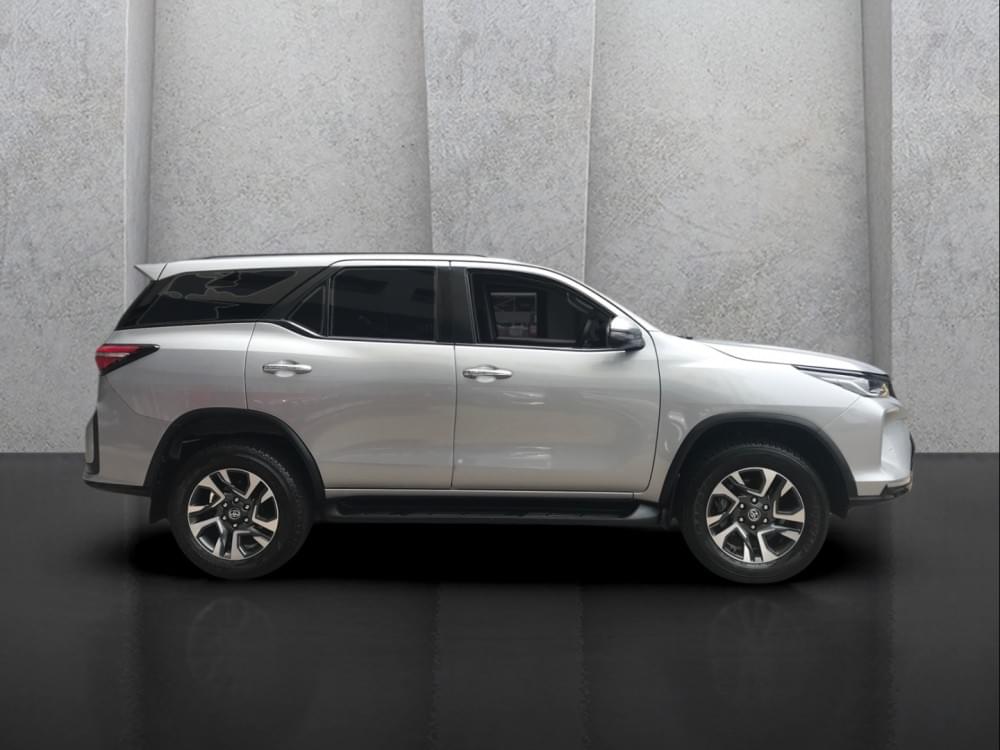 Toyota Fortuner 2.4 Gd-6 4X4 6At