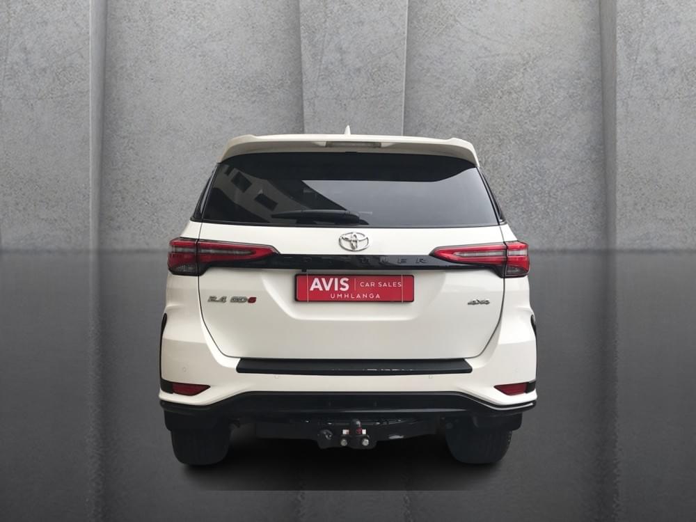 Toyota Fortuner 2.4 Gd-6 4X4 At