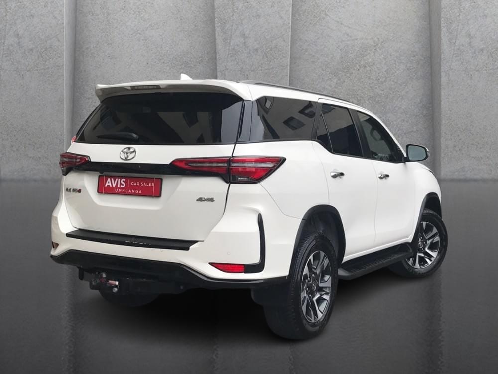 Toyota Fortuner 2.4 Gd-6 4X4 At