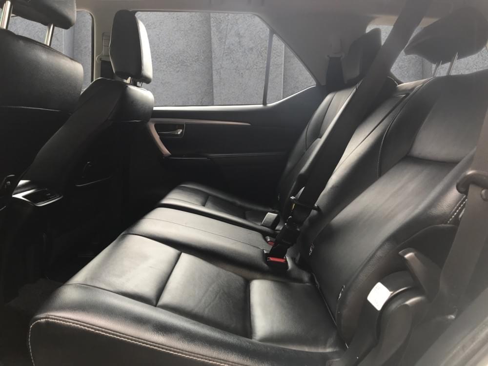 Toyota Fortuner 2.4 Gd-6 4X4 At