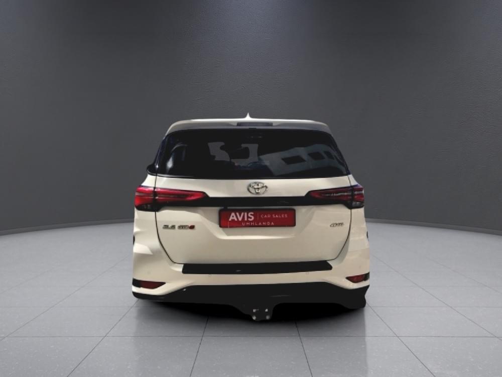 Toyota Fortuner 2.4 Gd-6 4X4 At