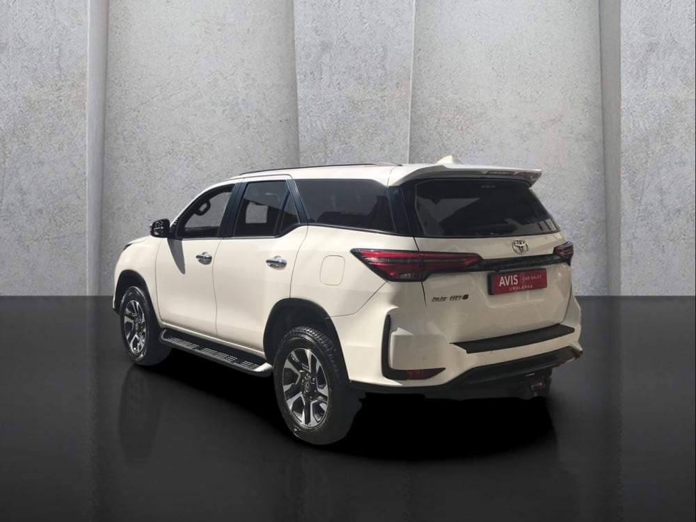 Toyota Fortuner 2.8 Gd-6 Rb At