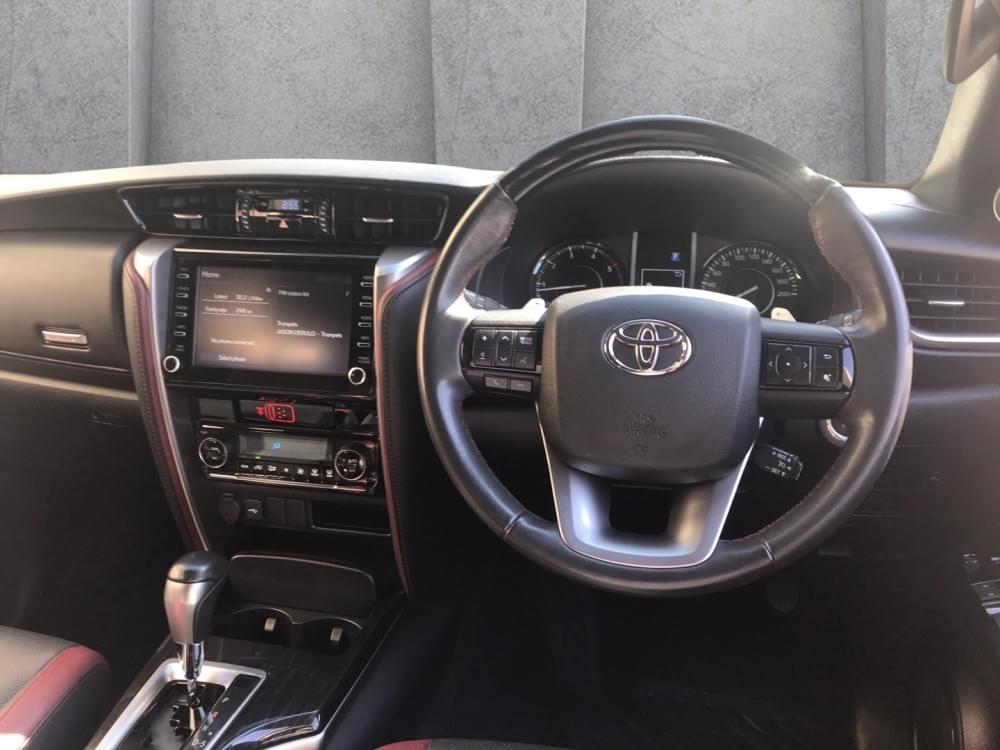 Toyota Fortuner 2.8 Gd-6 Rb At