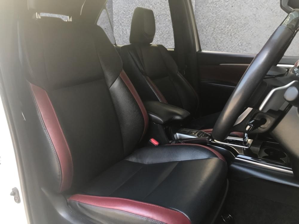 Toyota Fortuner 2.8 Gd-6 Rb At