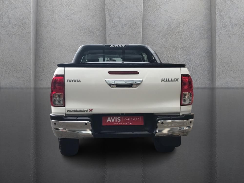 Toyota Hilux 2.4 Raider X 4X4