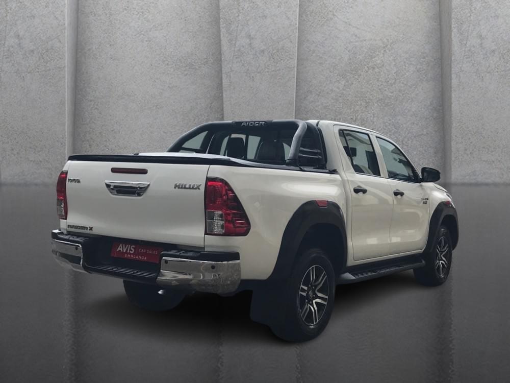 Toyota Hilux 2.4 Raider X 4X4