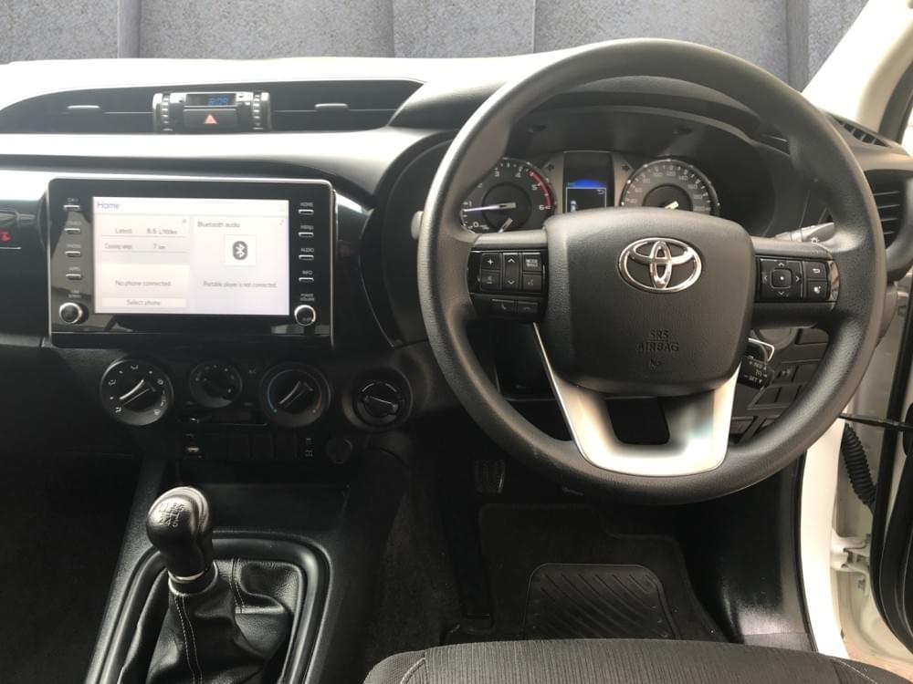 Toyota Hilux 2.4 Raider X 4X4